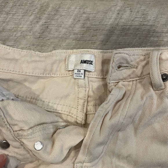 Cream Denim Shorts - Picture 4 of 5